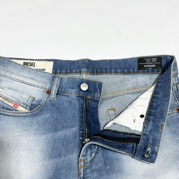 Diesel D-Strukt Slim denim jeans SS22'